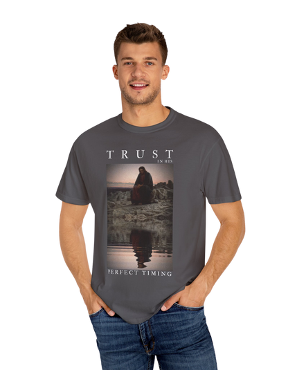 "Trust In His Perfect Timing" Unisex Heavy Tee
